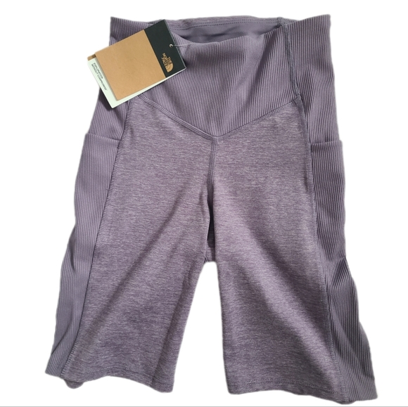 NWT The North Face EA Dune Sky 9" Women Biker Shorts - Picture 2 of 8